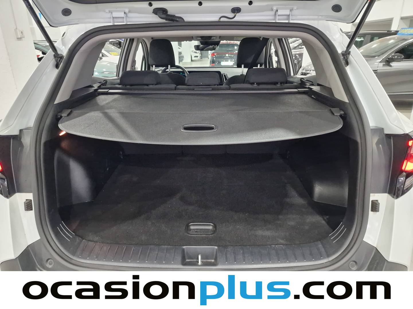 Fotos maletero KIA Sportage KIA Sportage 1.6 T-GDi MHEV Business 4x2 DCT (160 CV)