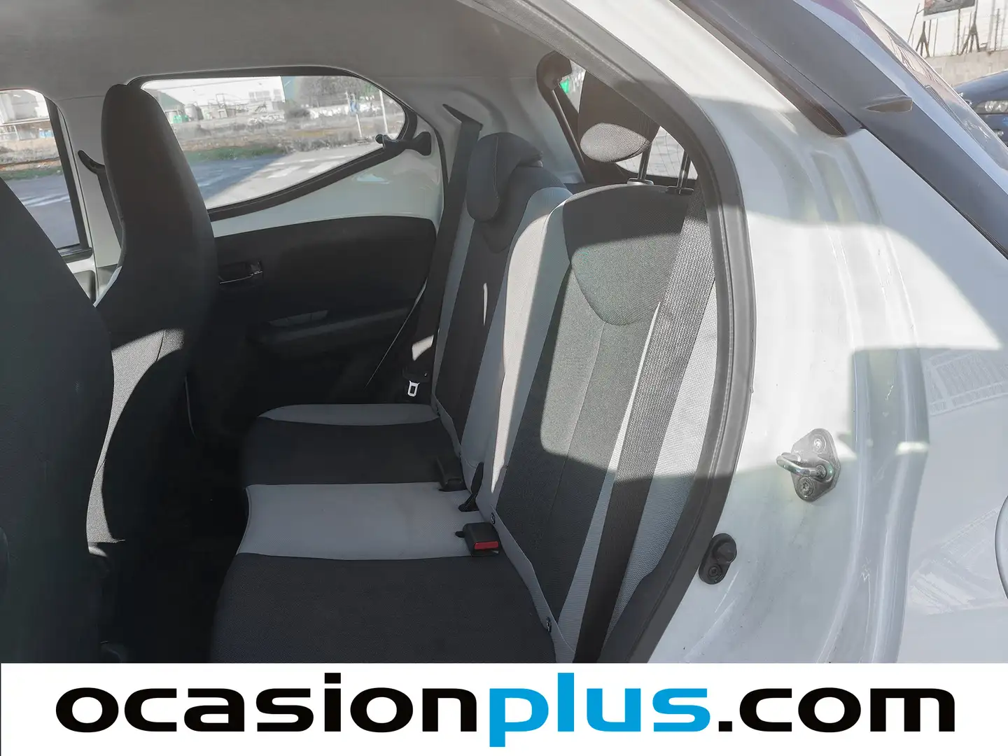 Foto Toyota Aygo Toyota Aygo 1.0 70 x-play (69 CV)