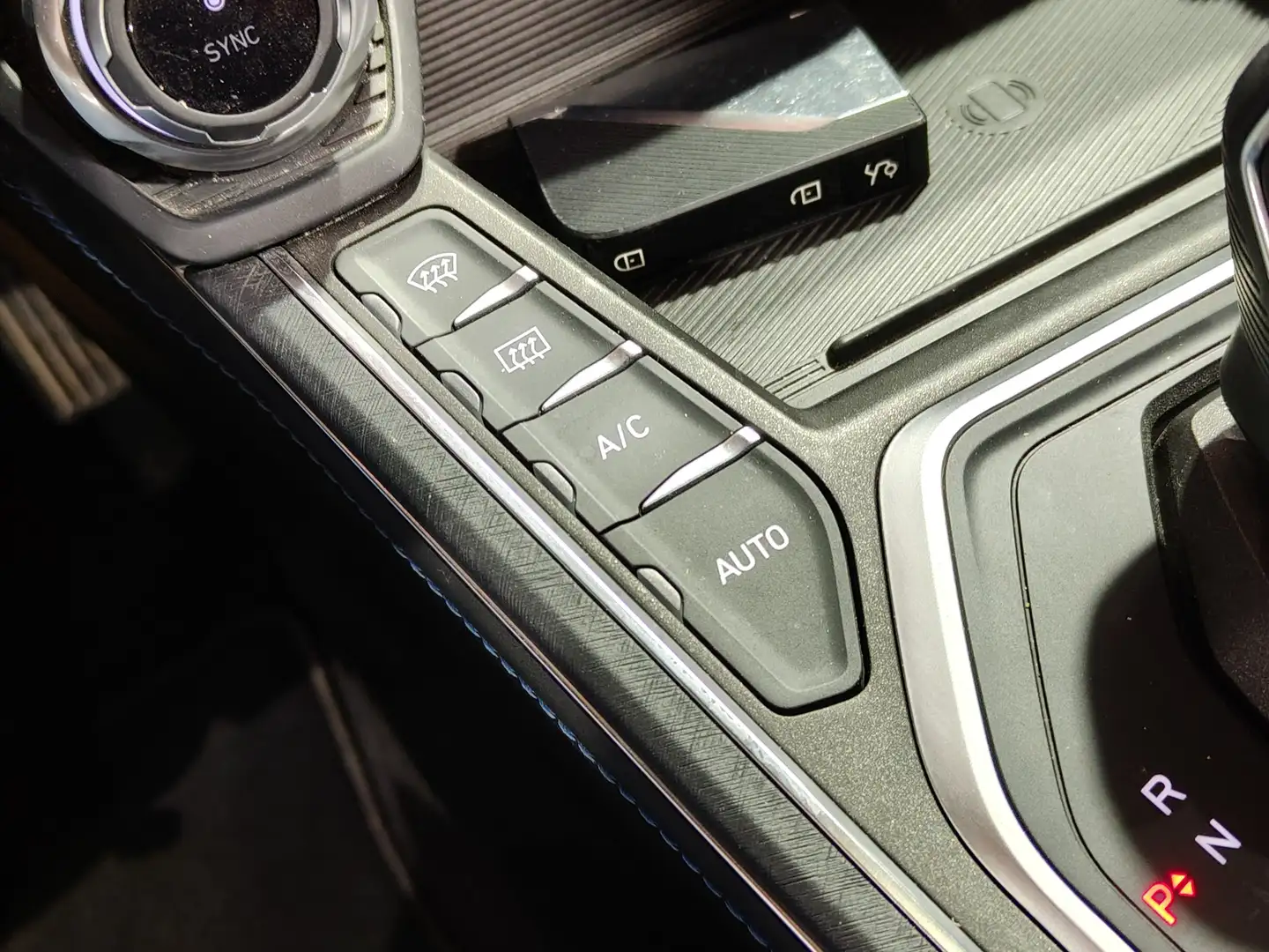 Foto Lynk & Co 01 Lynk & Co 01 1.5 HEV (197 CV)