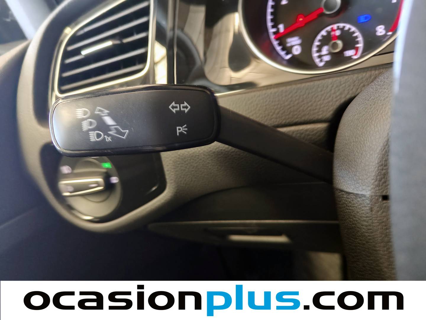Volkswagen Golf Volkswagen Golf Sport 1.4 TSI ACT Tech BMT (150 CV) DSG Pack R-Line de segunda mano
