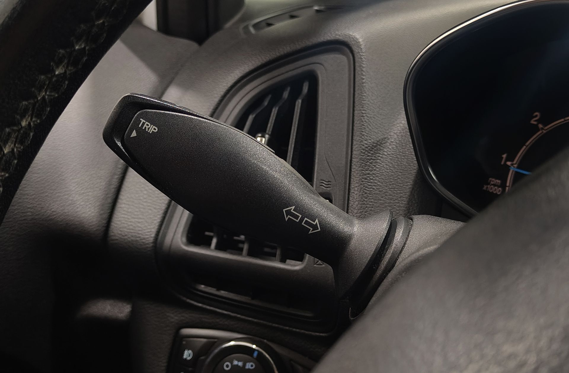 Ford B-Max 1.0 EcoBoost Trend - foto 22