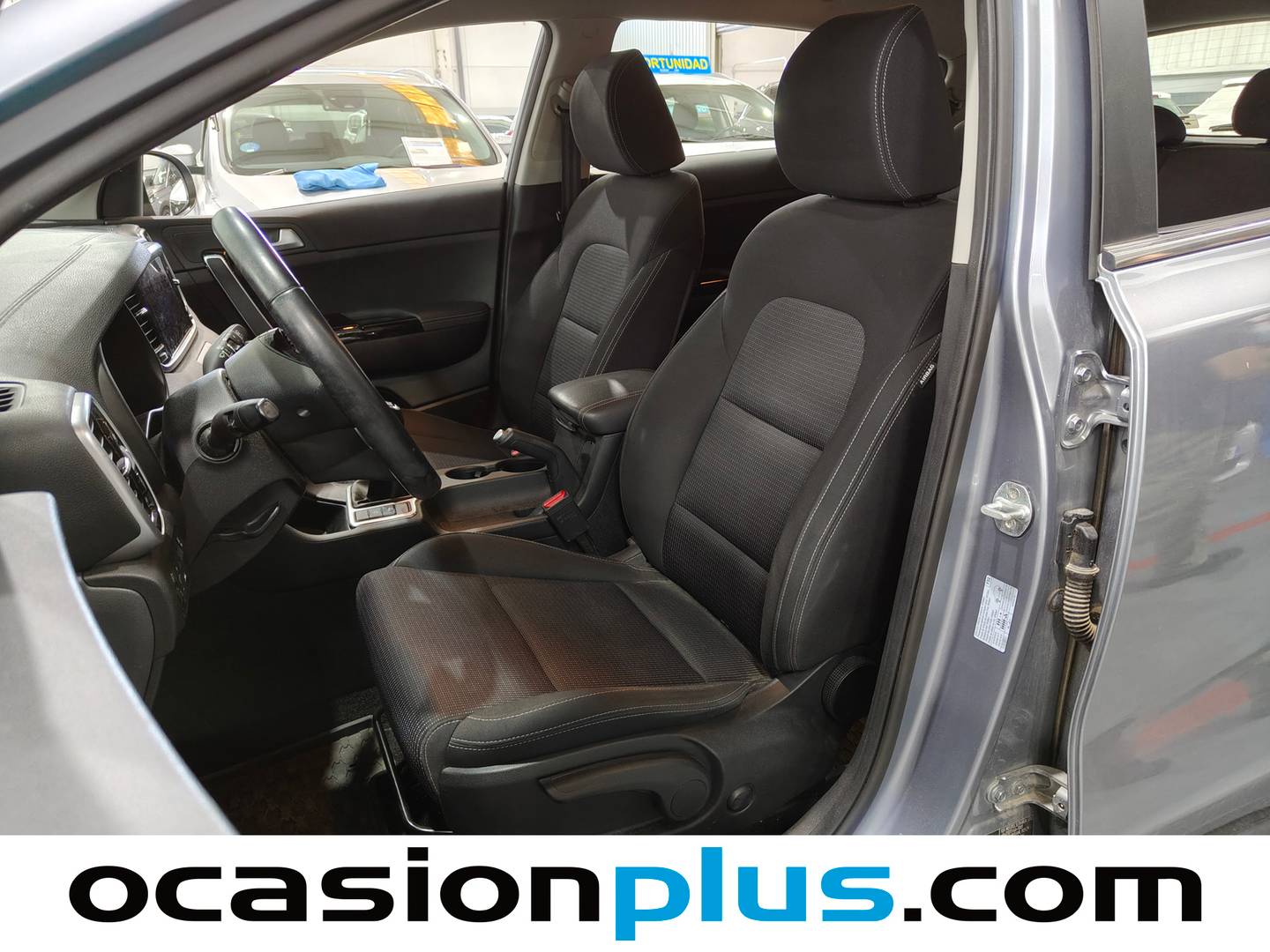 Foto asientos delanteros KIA Sportage KIA Sportage 1.6 MHEV Drive 4x2 (136 CV)