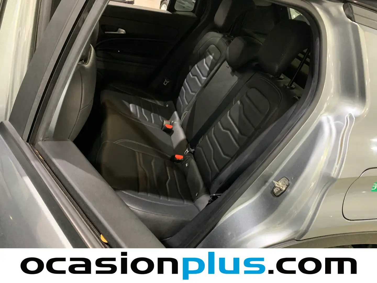 Foto Jeep Avenger Jeep Avenger 1.2 G Summit (100 CV)