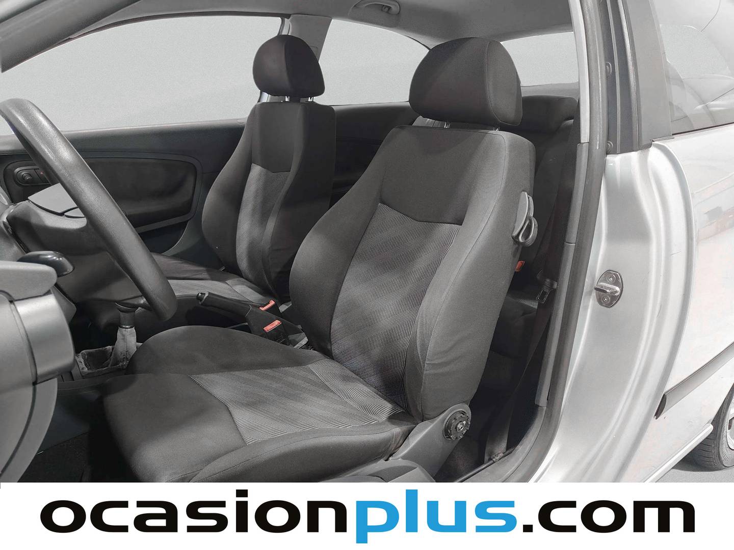 Foto asientos delanteros Seat Ibiza Seat Ibiza 1.4 16v Reference (100 CV)