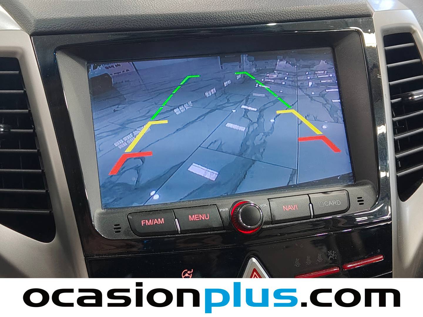 Equipamiento del SsangYong Tivoli SsangYong Tivoli G16 GLP Premium 4x2 (128 CV)