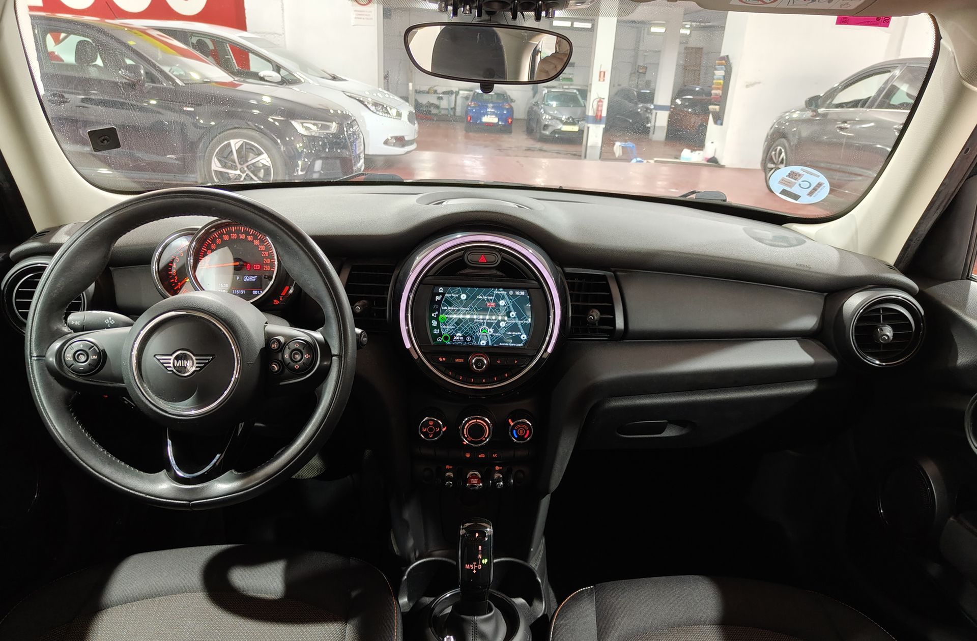 MINI Cooper One - foto 6