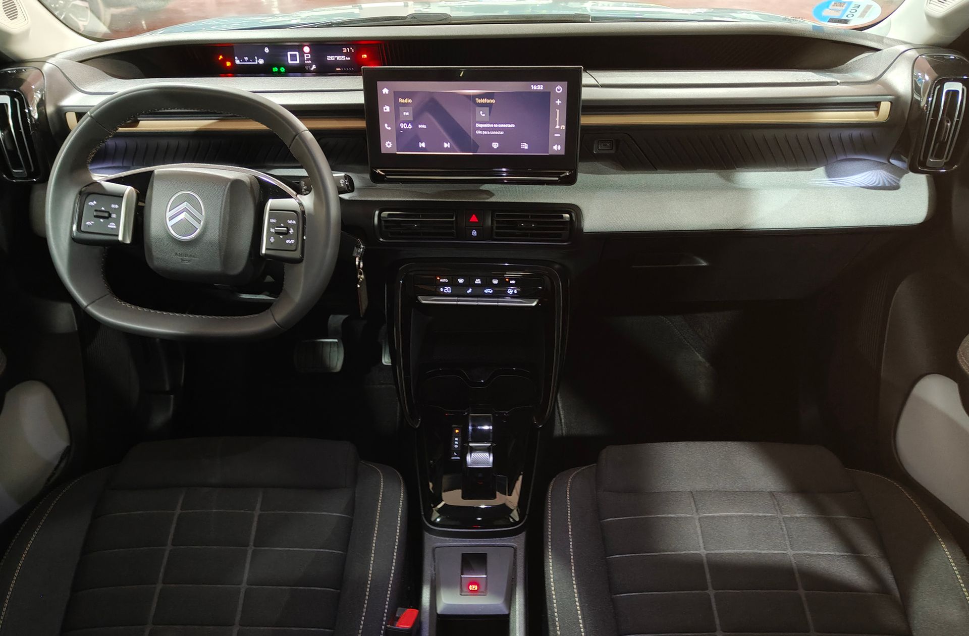 Citroën C3 Aircross Hybrid 145 Plus e-DCS6 - foto 6