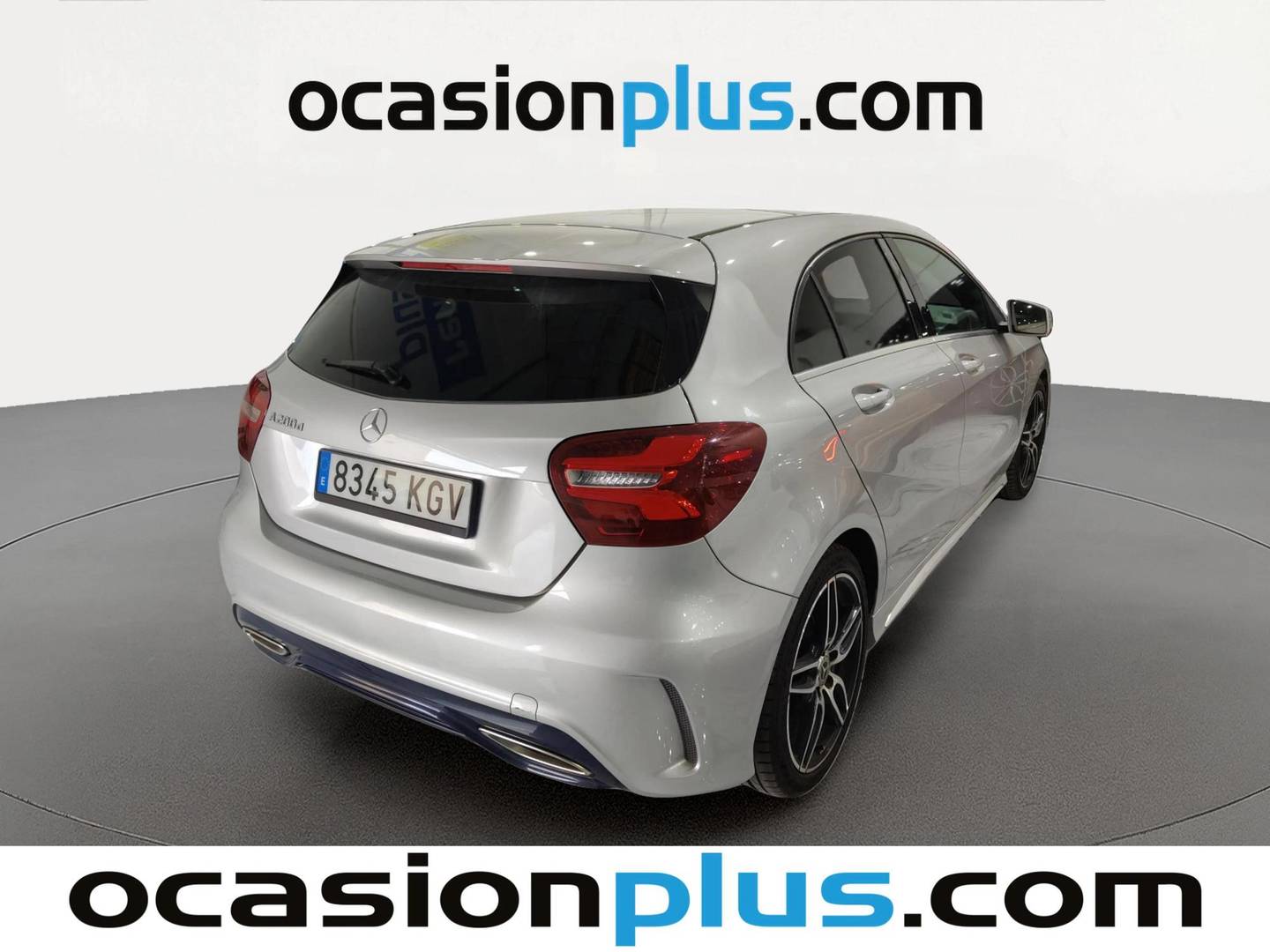 Foto trasera Mercedes Clase A Mercedes Clase A 200 d (136 CV) PACK AMG derecha