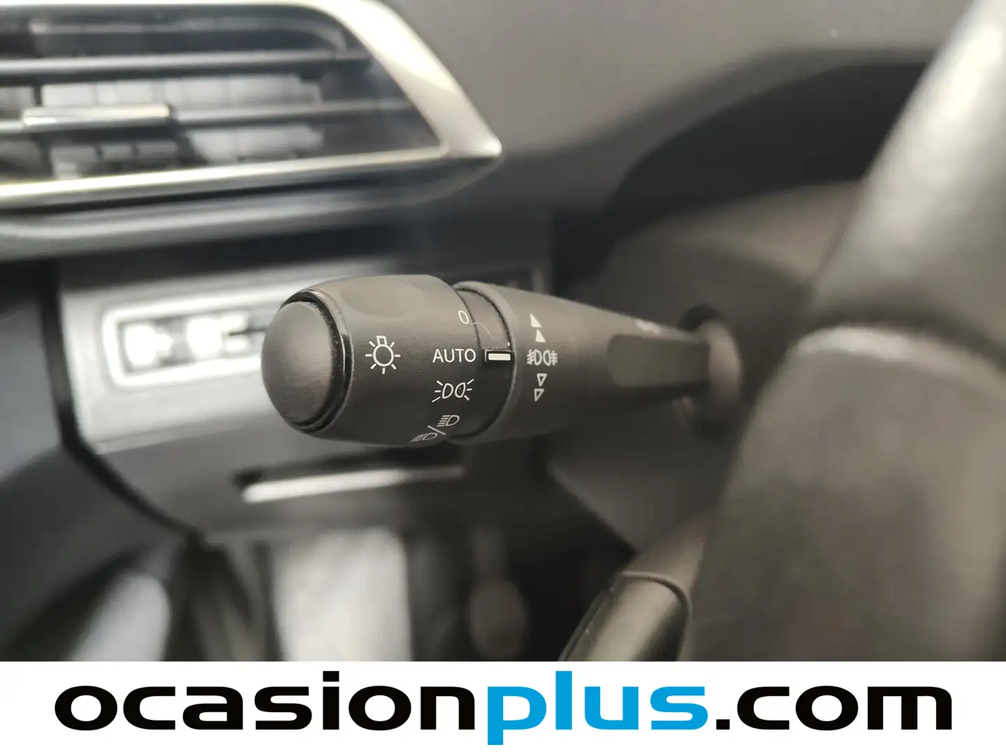 Foto Peugeot 3008 Peugeot 3008 BlueHDI 130 S&S Active (130 CV)