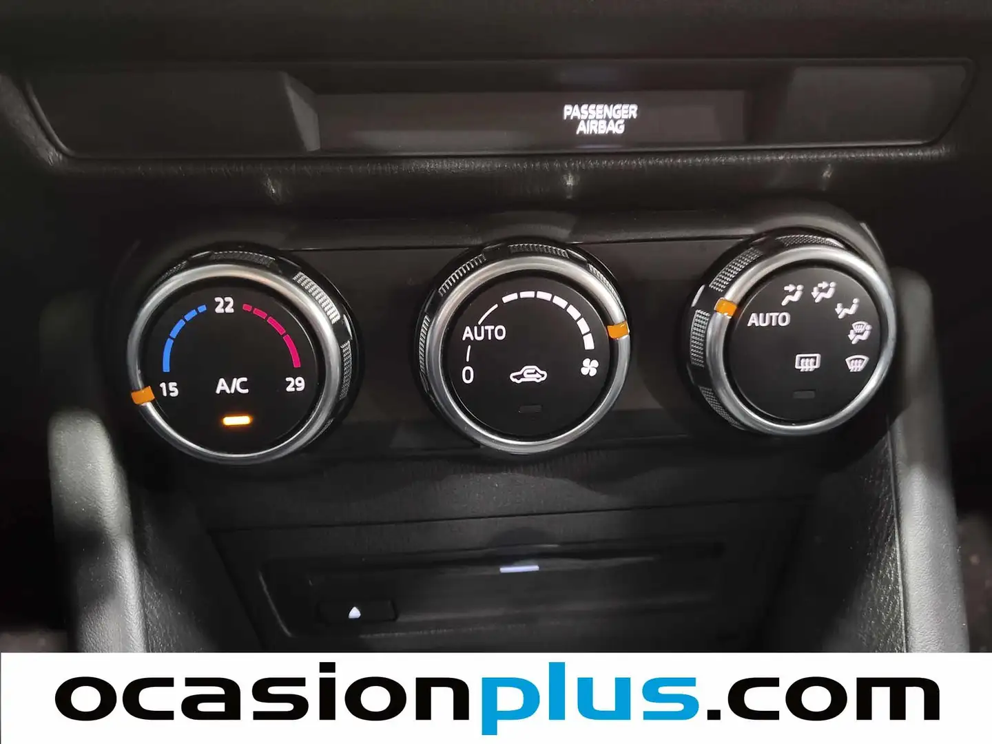 Foto Mazda CX-3 Mazda CX-3 2.0 G Zenith 2WD (121 CV)