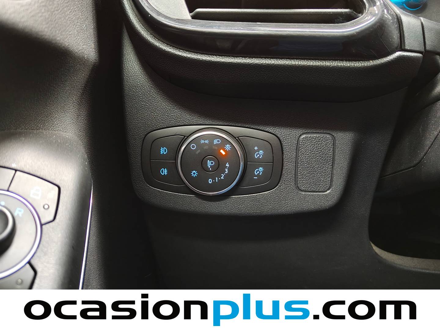 Acabados Ford Puma Ford Puma 1.0 EcoBoost MHEV Titanium Design (125 CV)