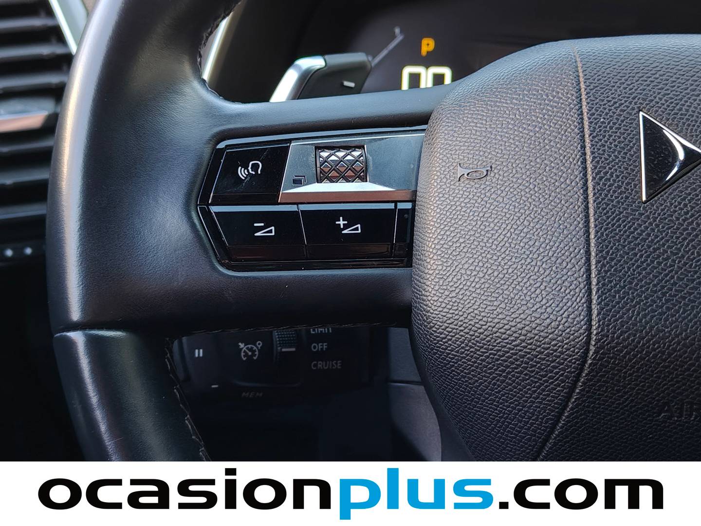 DS DS 7 Crossback DS DS7 Crossback BlueHDi 130 DE Bastille + AT (130 CV) km 0