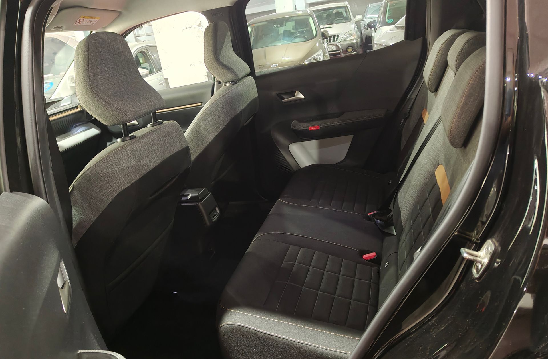 Citroën C3 Aircross Hybrid 145 Plus e-DCS6 - foto 11