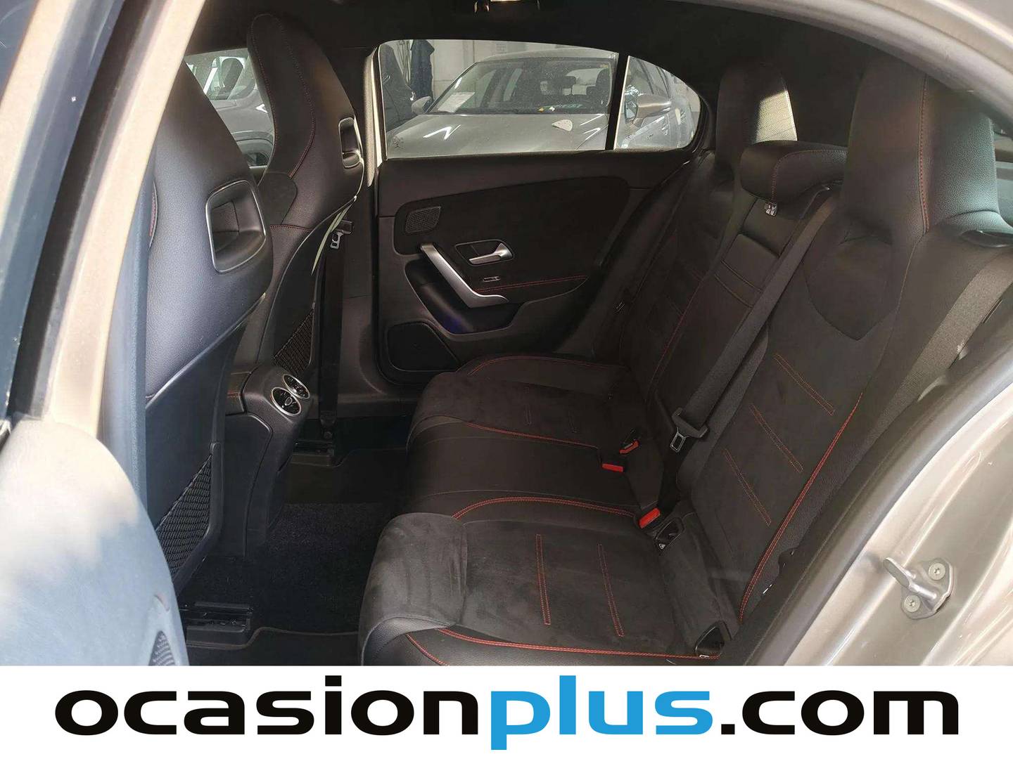 Foto asientos traseros Mercedes Clase A Mercedes-Benz Clase A Clase A 180 d (116 CV) Pack AMG