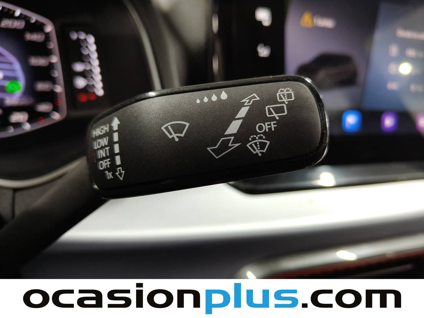 Foto Seat Arona SEAT Arona 1.5 TSI FR XL DSG (150 CV)