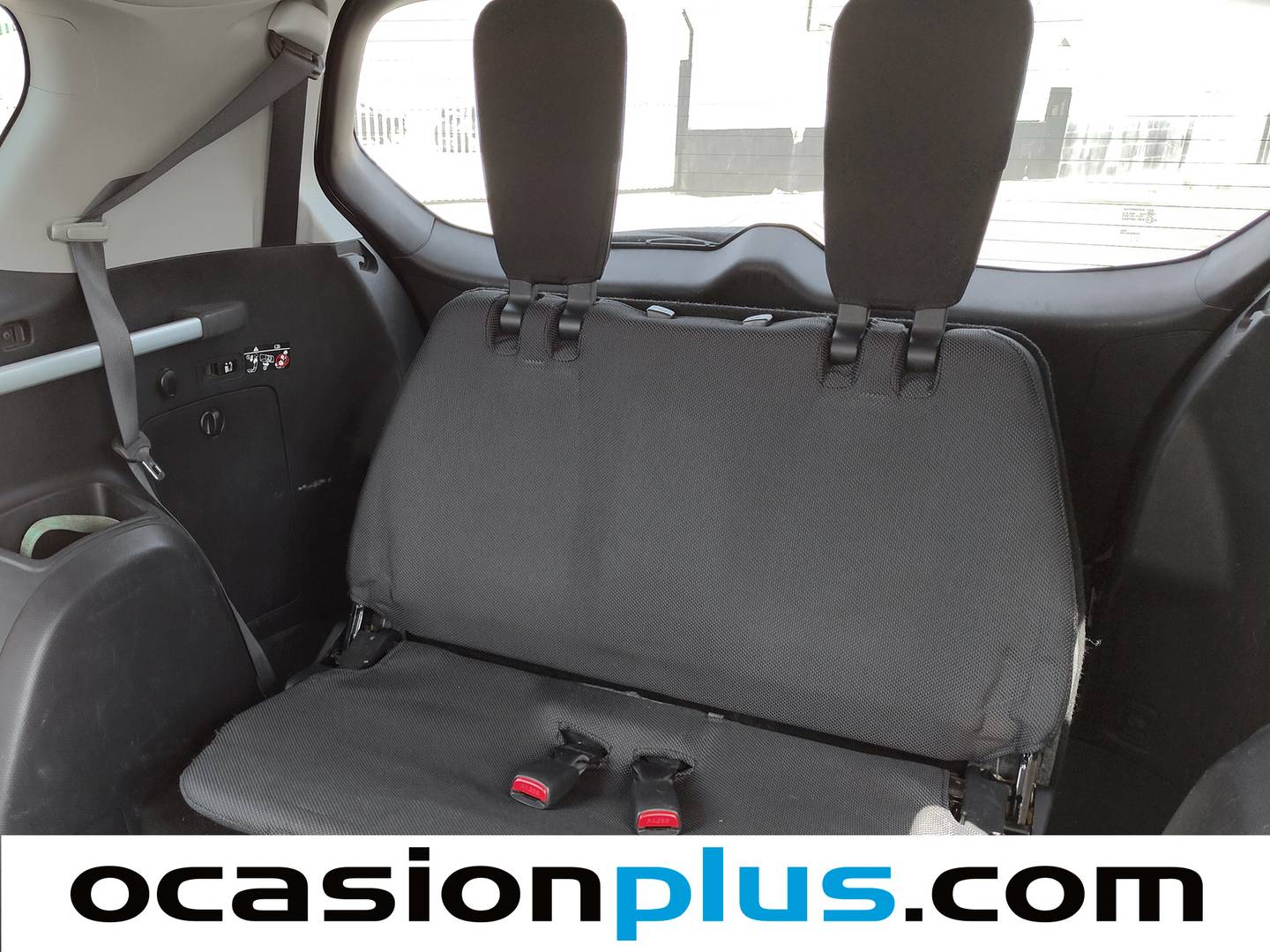 Foto asientos delanteros Citroën C-Crosser Citroën C-Crosser 2.2 HDI Exclusive DCS (156 CV) 7 Plazas