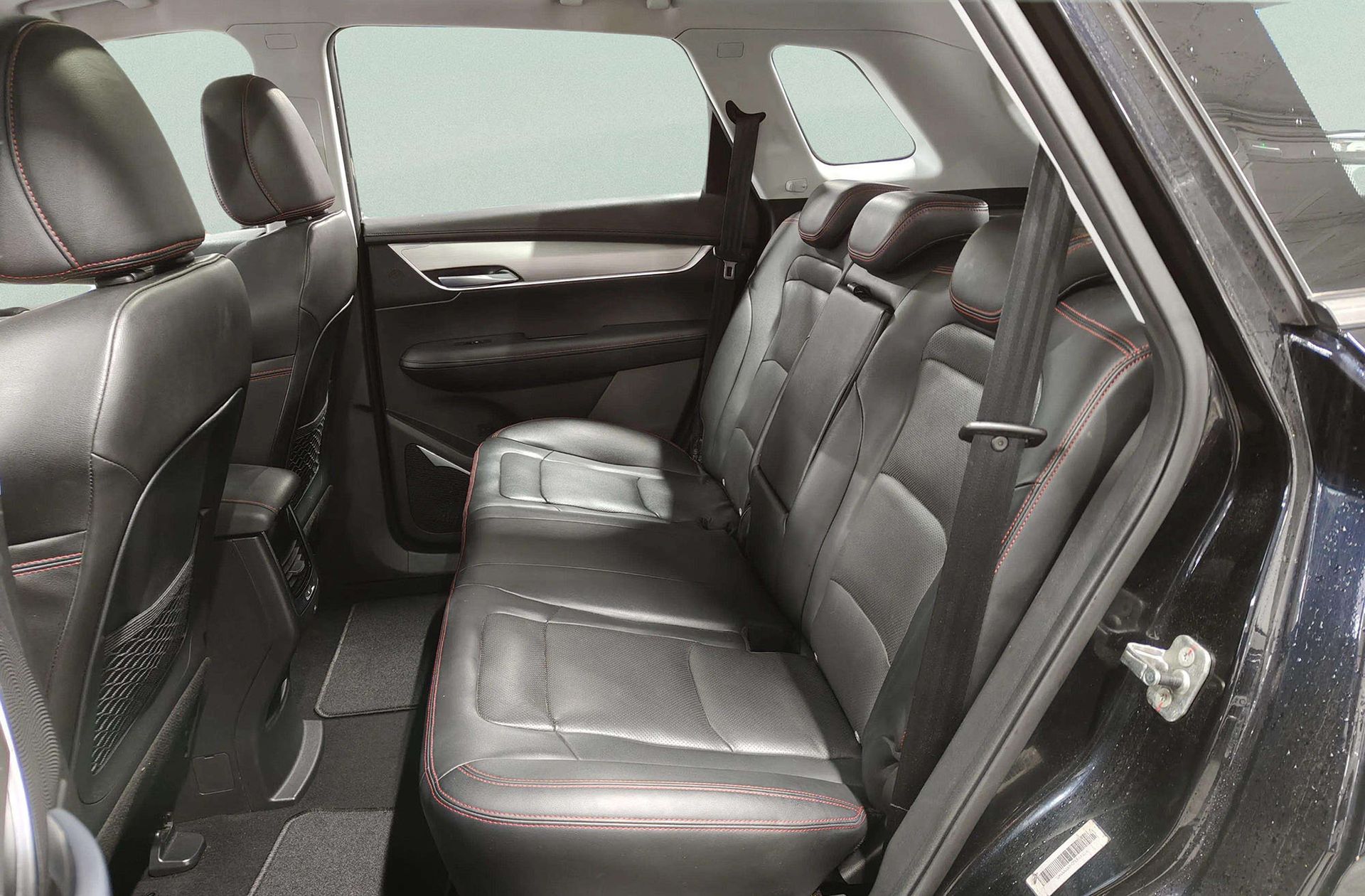 SWM G01 1.5T Luxury - foto 12