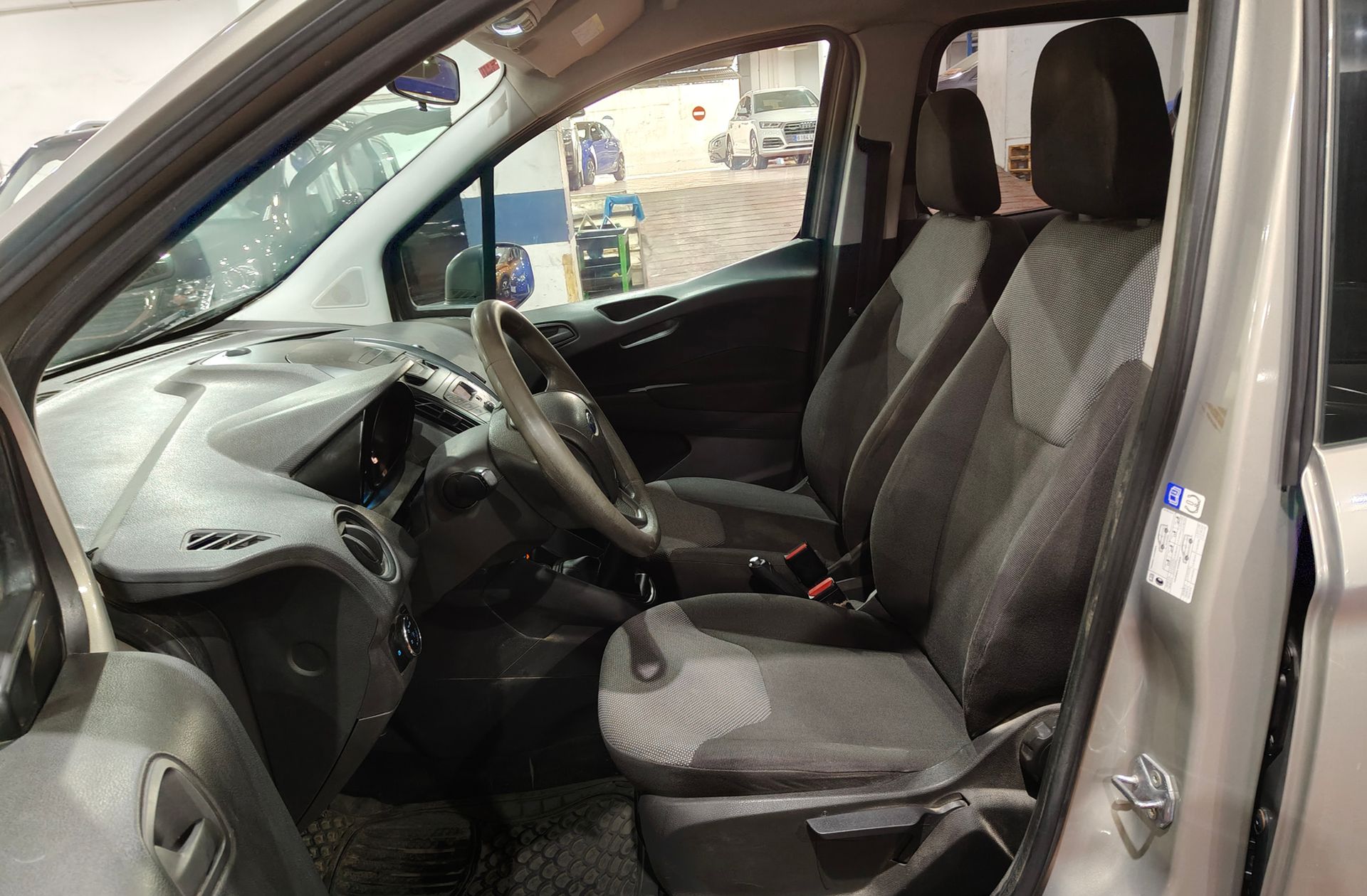 Ford Tourneo Courier 1.0 EcoBoost Ambiente - foto 8