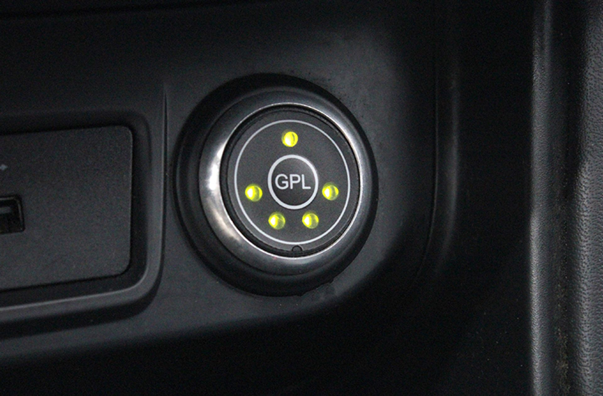 DR AUTOMOBILES DR4 1.6 GLP - foto 7