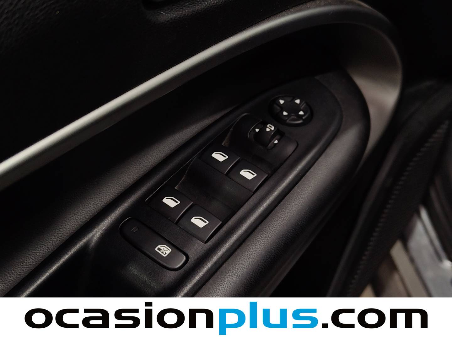 Foto Jeep Avenger Jeep Avenger 1.2 G Summit (100 CV)