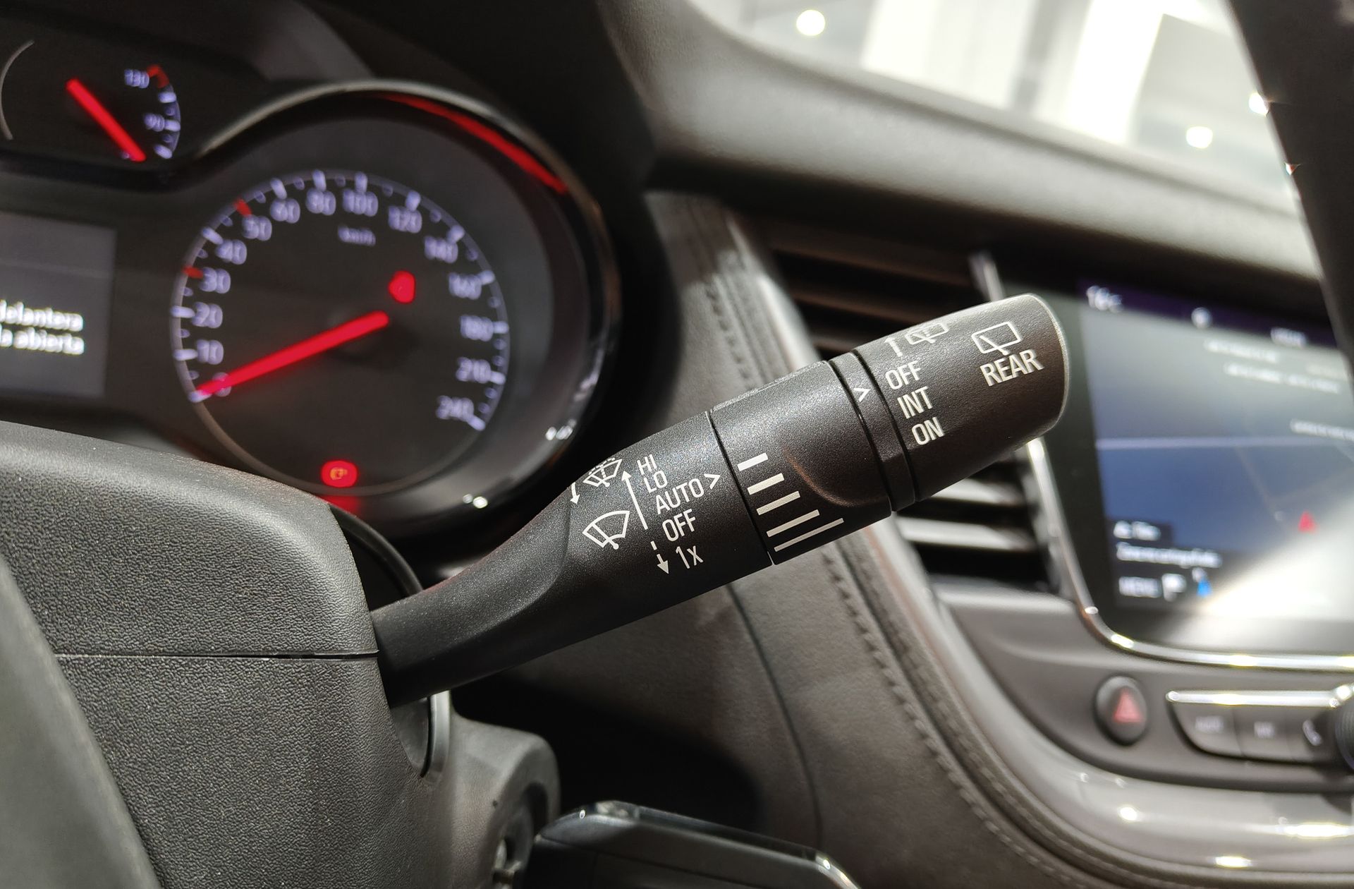 Opel Grandland 1.5 CDTi Design Tech - foto 32