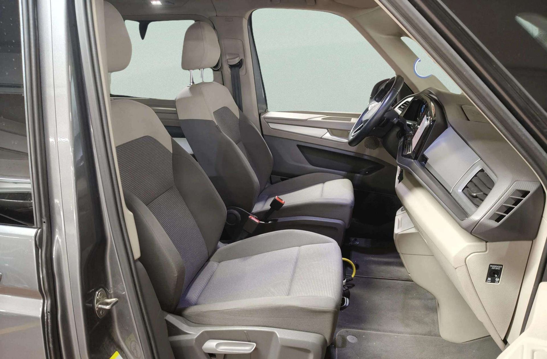 Volkswagen Multivan 1.4 TSI PHEV Batalla Corta DSG 7 plazas - foto 23