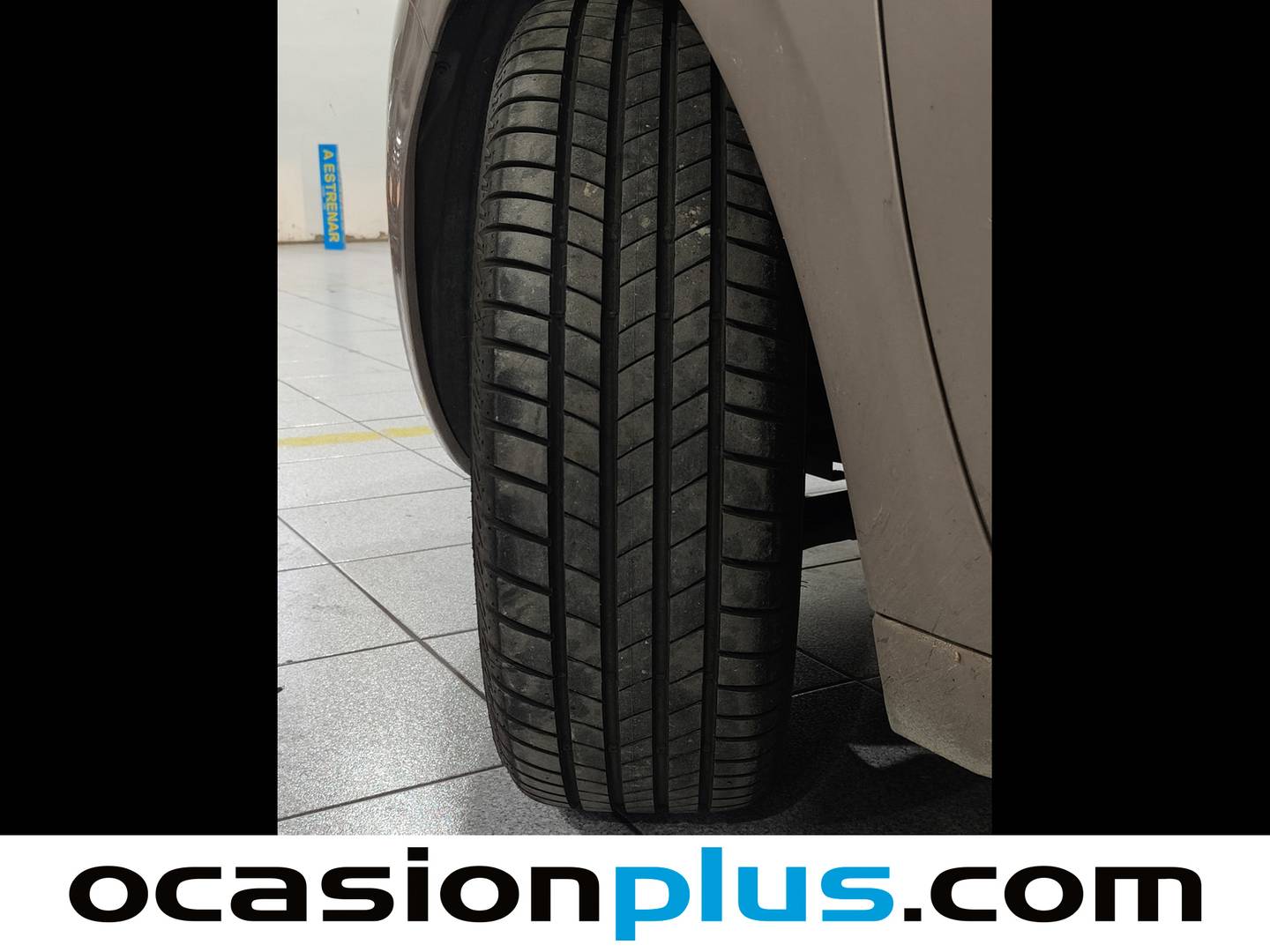 Peugeot 208 Peugeot 208 1.2 VTi Allure (82 CV) 2014