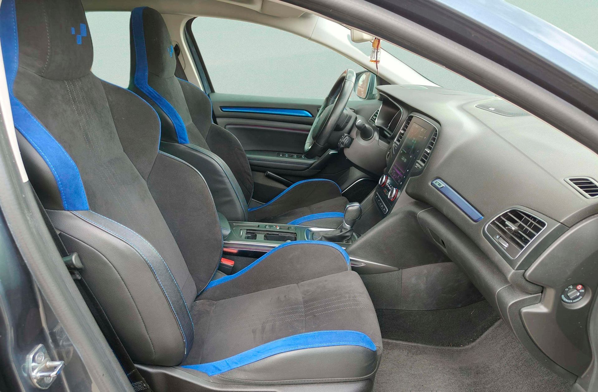 Renault Mégane GT Line TCe GPF EDC - foto 22