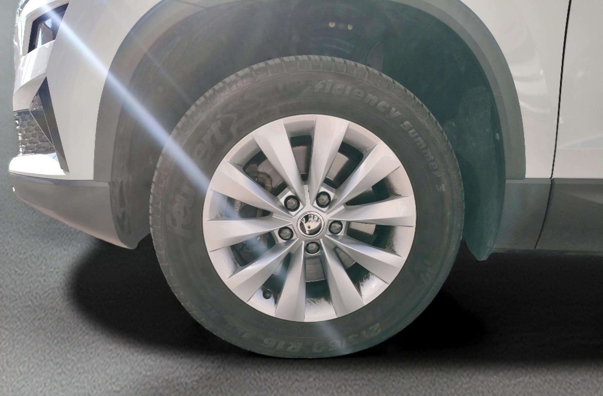 Škoda Karoq 2.0 TDI Selection - foto 39