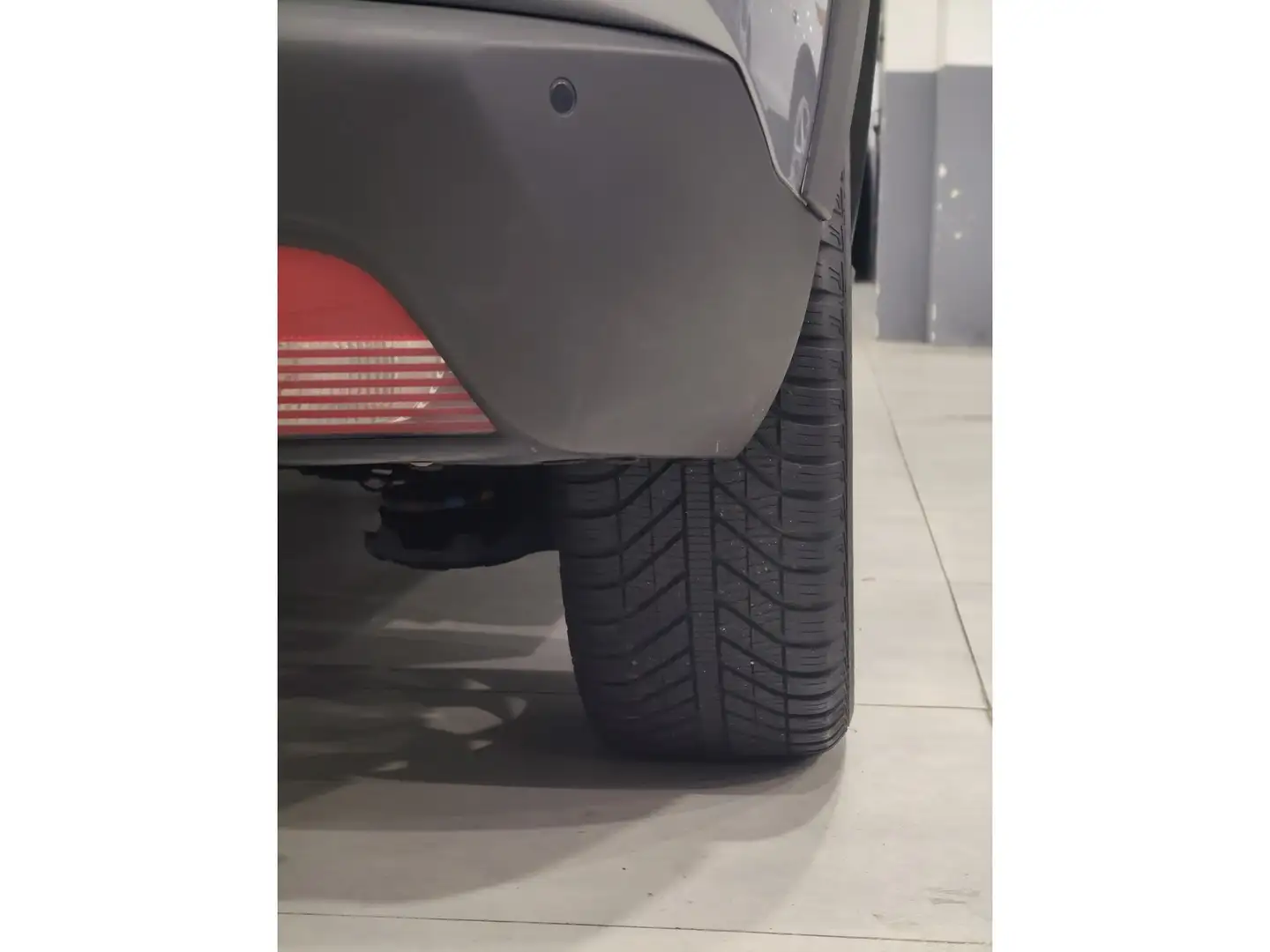 Foto Peugeot 2008 Peugeot 2008 PureTech 110 S&S Allure EAT6 (110 CV)