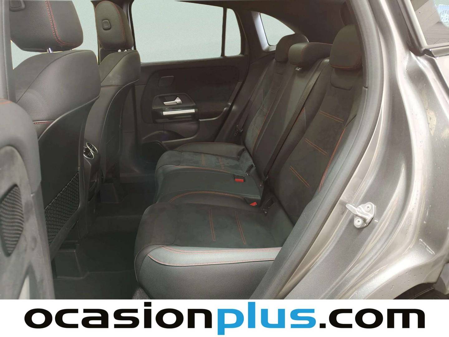 Foto asientos traseros Mercedes GLA Mercedes GLA 200 D (150 CV) Pack AMG