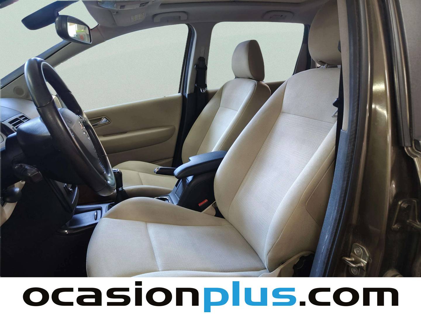 Foto asientos delanteros Mercedes Clase A Mercedes Clase A 180 CDI (109 CV)