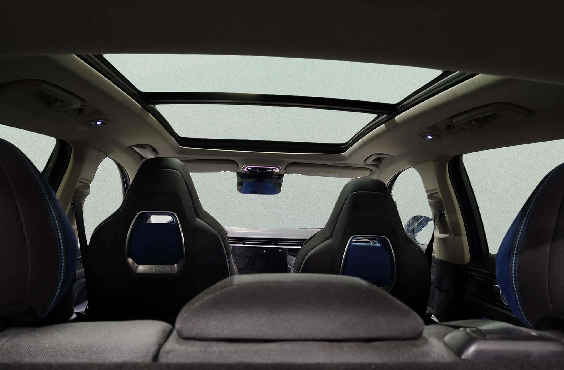 Lynk & Co 01 1.5 PHEV - foto 6