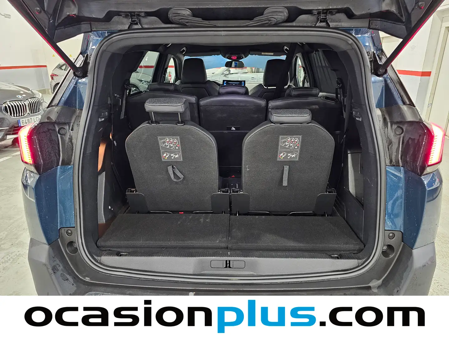Foto Peugeot 5008 Peugeot 5008 PureTech 130 S&S Allure Pack EAT8 (130 CV) 7 PLAZAS