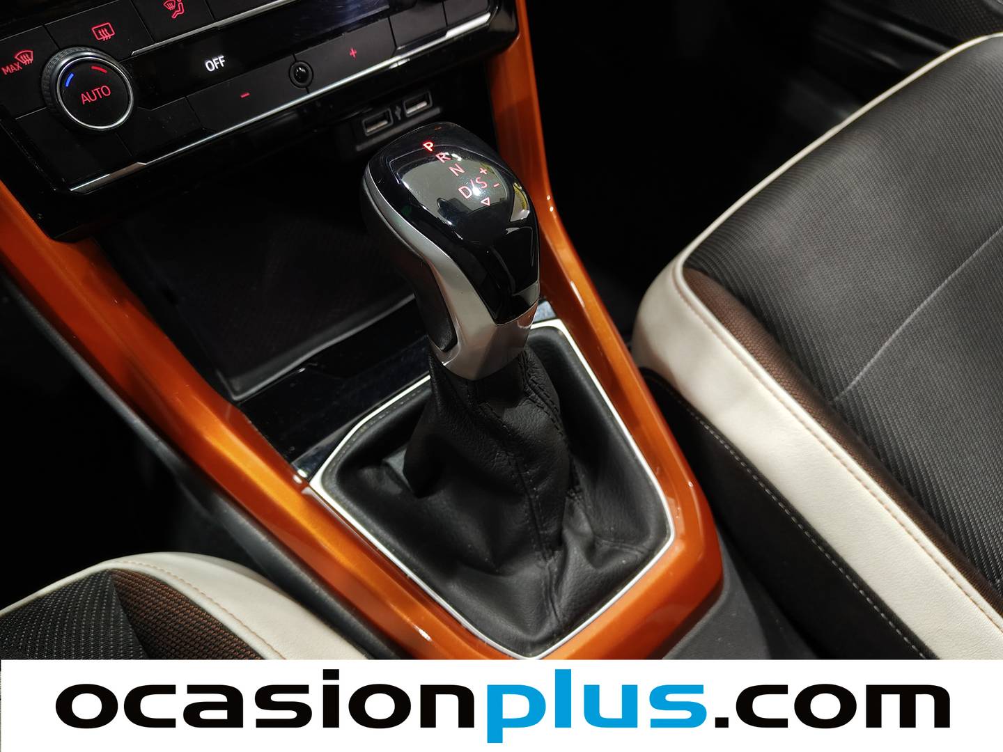 Foto Volkswagen T-Cross Volkswagen T-Cross Sport 1.0 TSI (115 CV) DSG