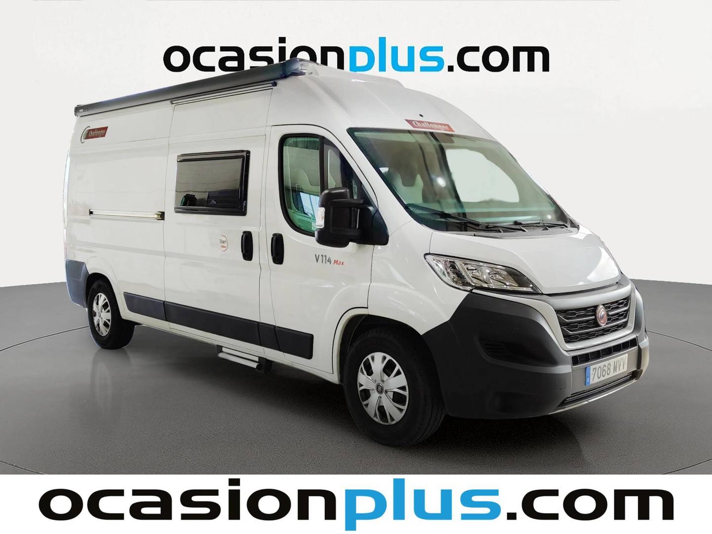 Foto delantera Challenger V114 Challenger V114 star edition (140 Cv) derecha