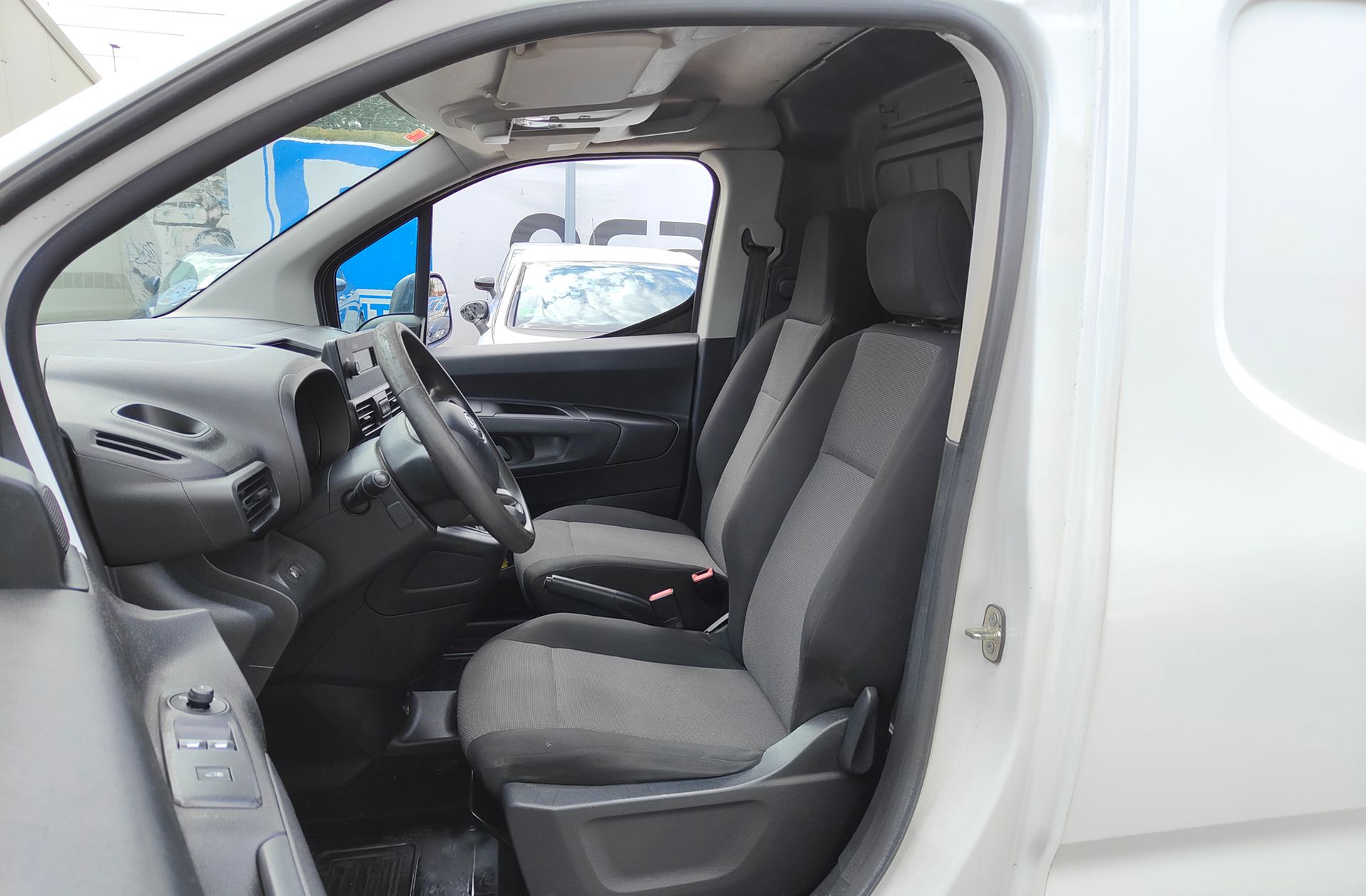 Toyota Proace City 1.5D GX Media - foto 8