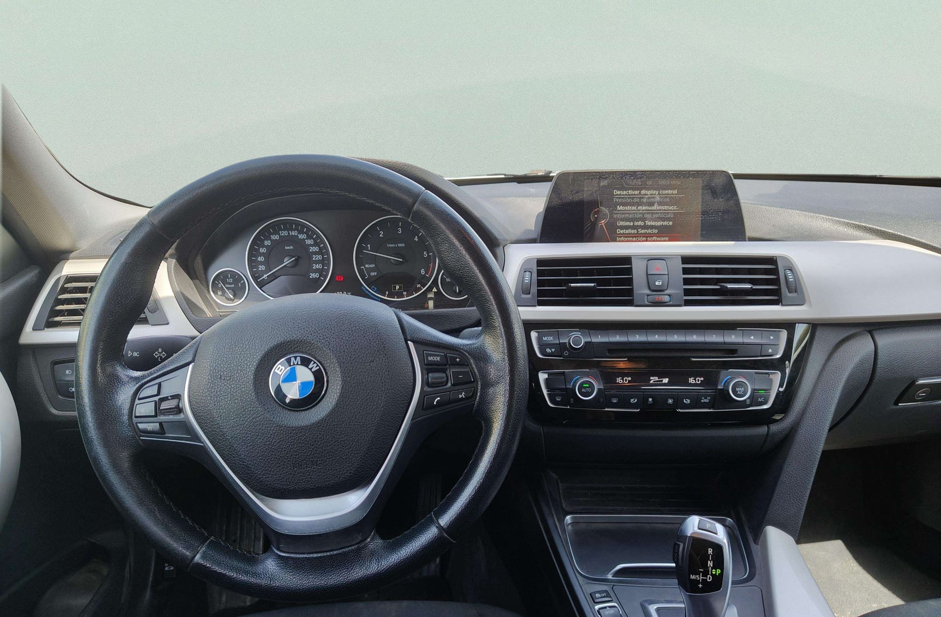 BMW Serie 3 320d Touring - foto 21