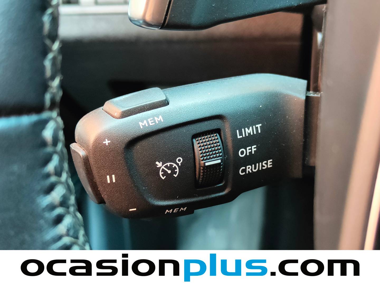 Foto Peugeot 3008 Hybrid Peugeot 3008 Hybrid 300 Allure Pack e-EAT8 (300 CV)