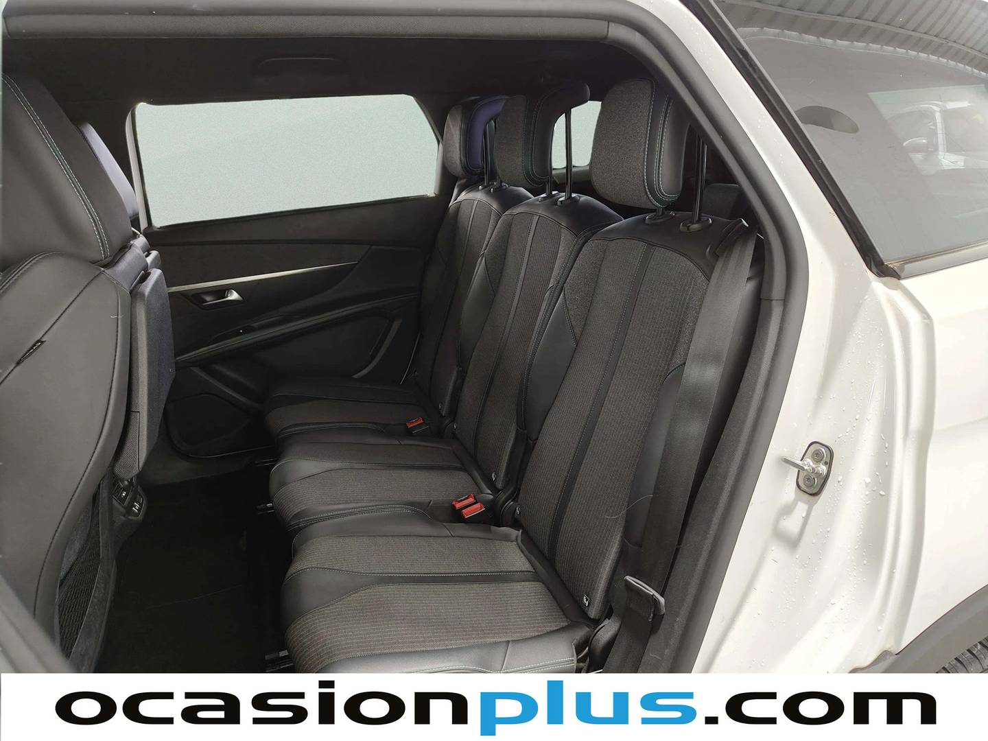 Foto asientos traseros Peugeot 5008 Peugeot 5008 BlueHDI 130 S&S Allure Pack EAT8 (130 CV) 7 Plazas