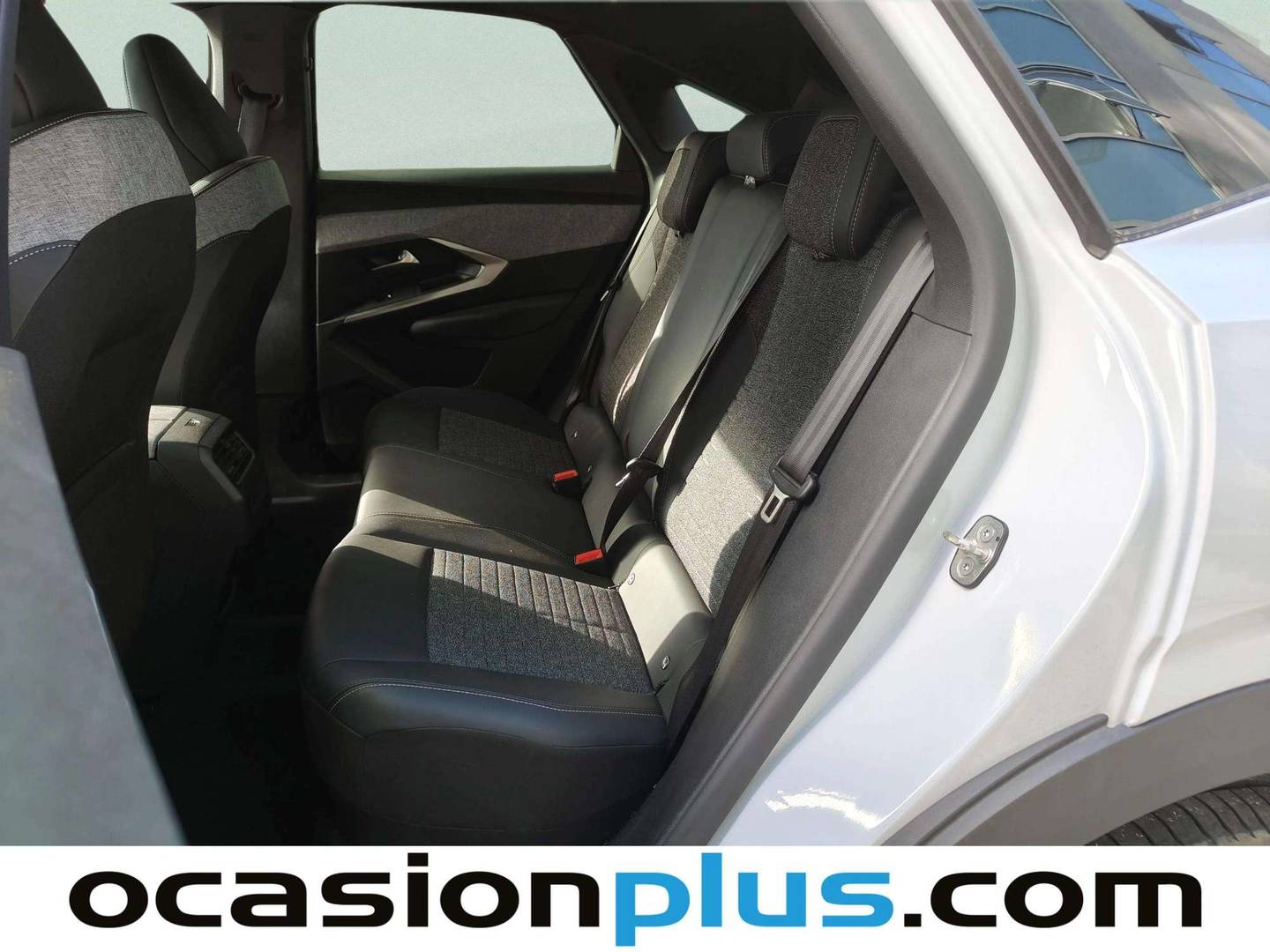 Foto asientos traseros Peugeot 3008 Hybrid Peugeot 3008 Hybrid 145 Allure eDCS6 (145 CV)