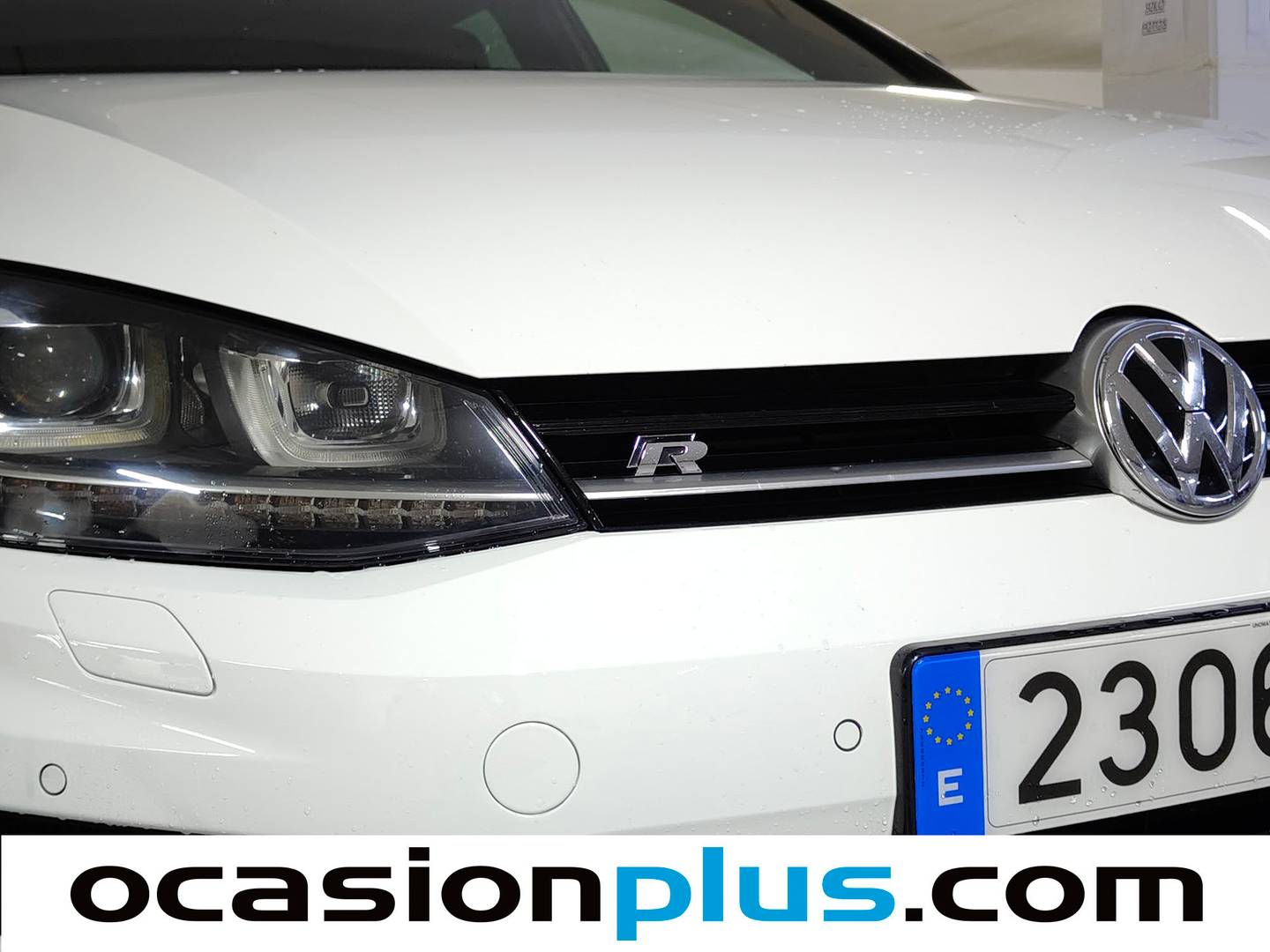 Volkswagen Golf Volkswagen Golf R 2.0 TSI BMT 4Motion (300 CV) DSG de segunda mano