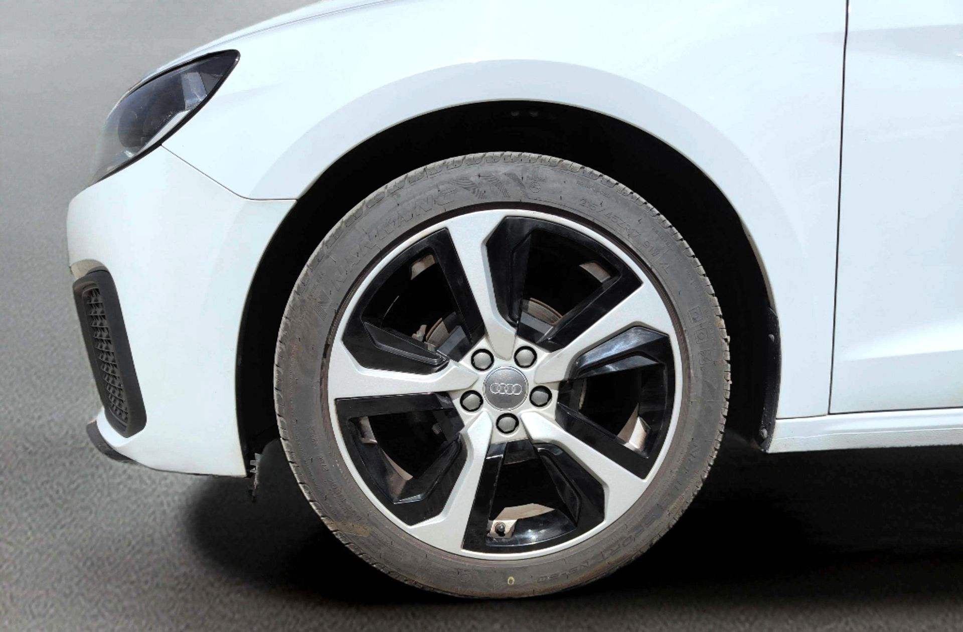 Audi A1 Sportback Advanced 25 TFSI - foto 33