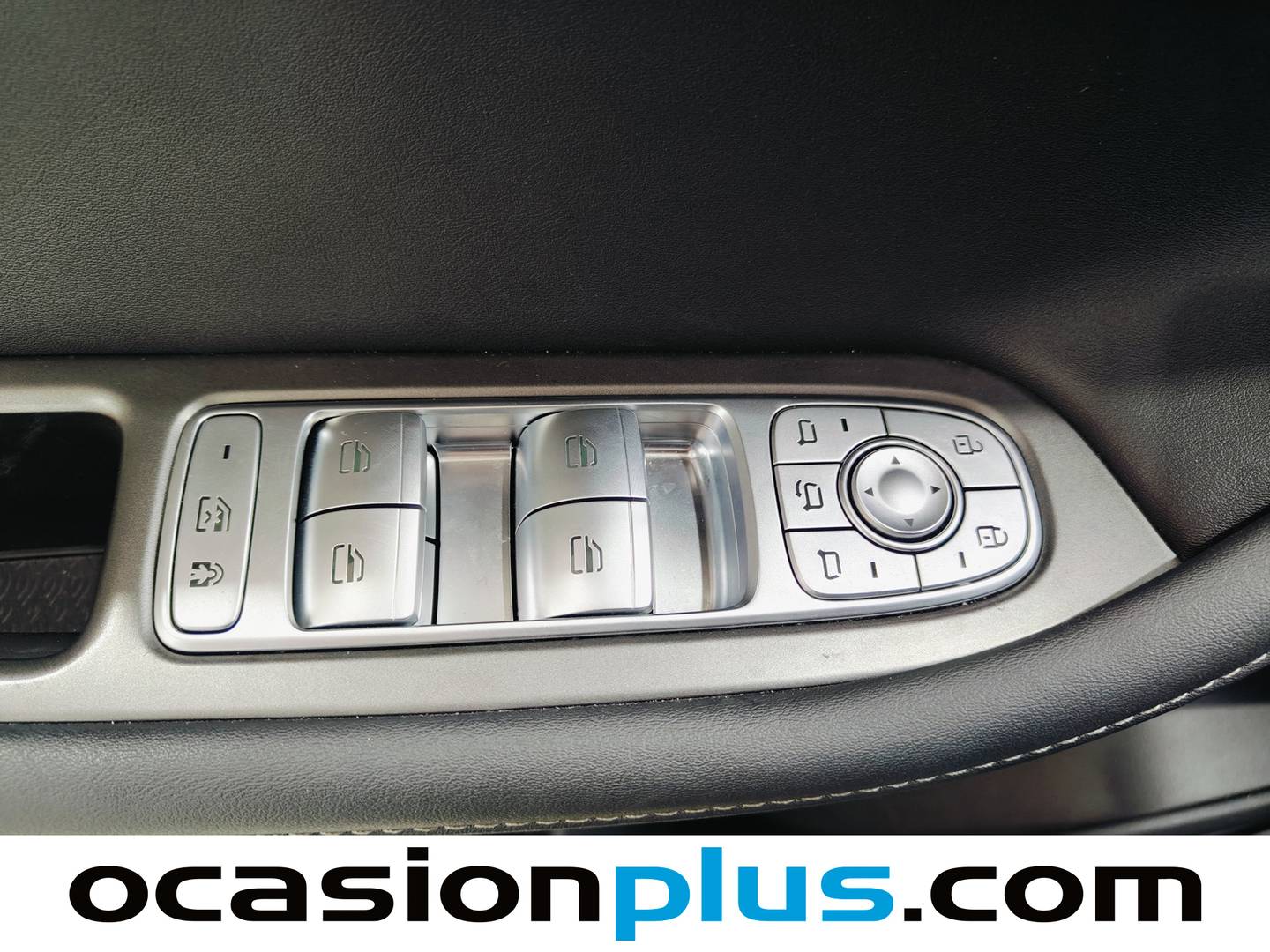 EBRO S700 EBRO S700 1.6 TGDI Luxury 7 DCT (147 CV) 147cv