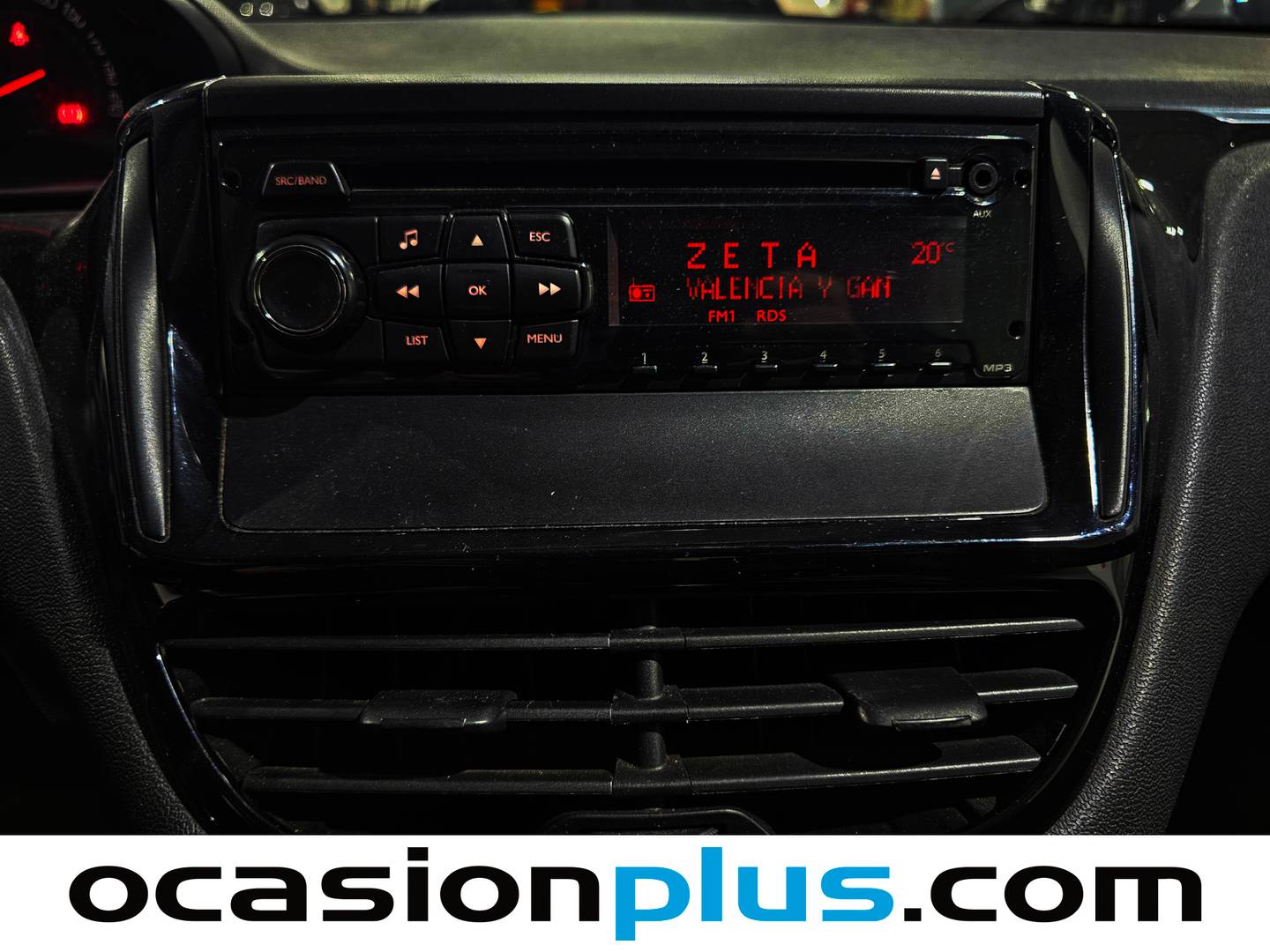 Foto Peugeot 208 Peugeot 208 1.2 VTi Access (82 CV)