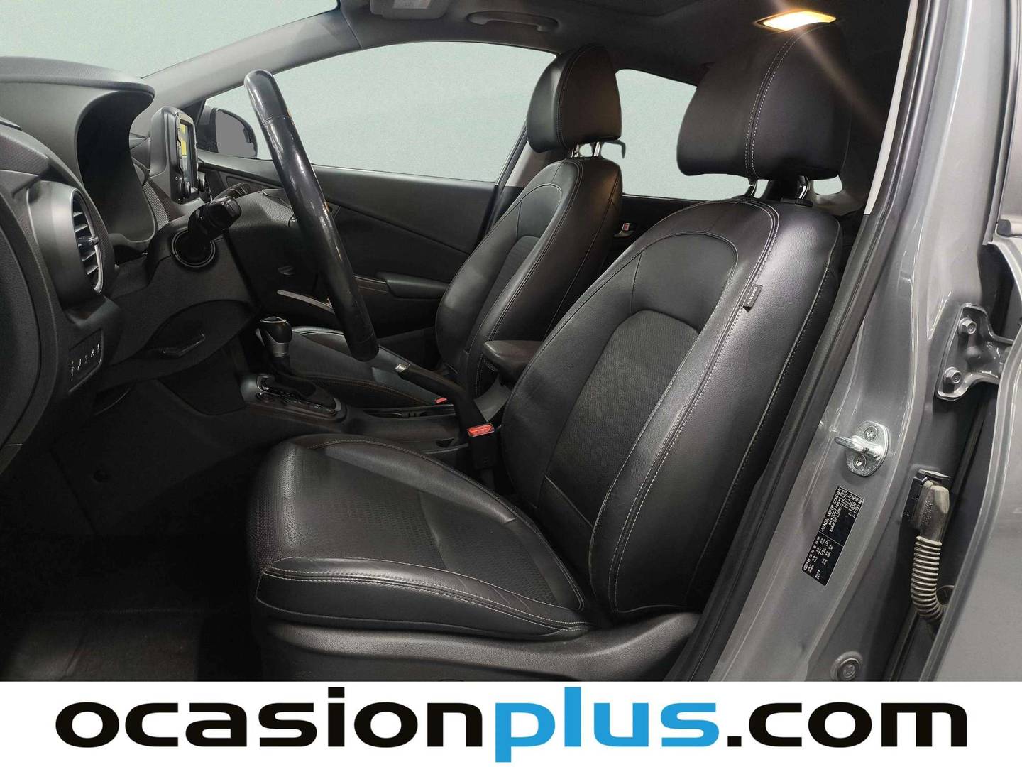 Foto asientos delanteros Hyundai Kona Hyundai Kona 1.6 TGDi Style Sky 4x4 DCT (177 CV)