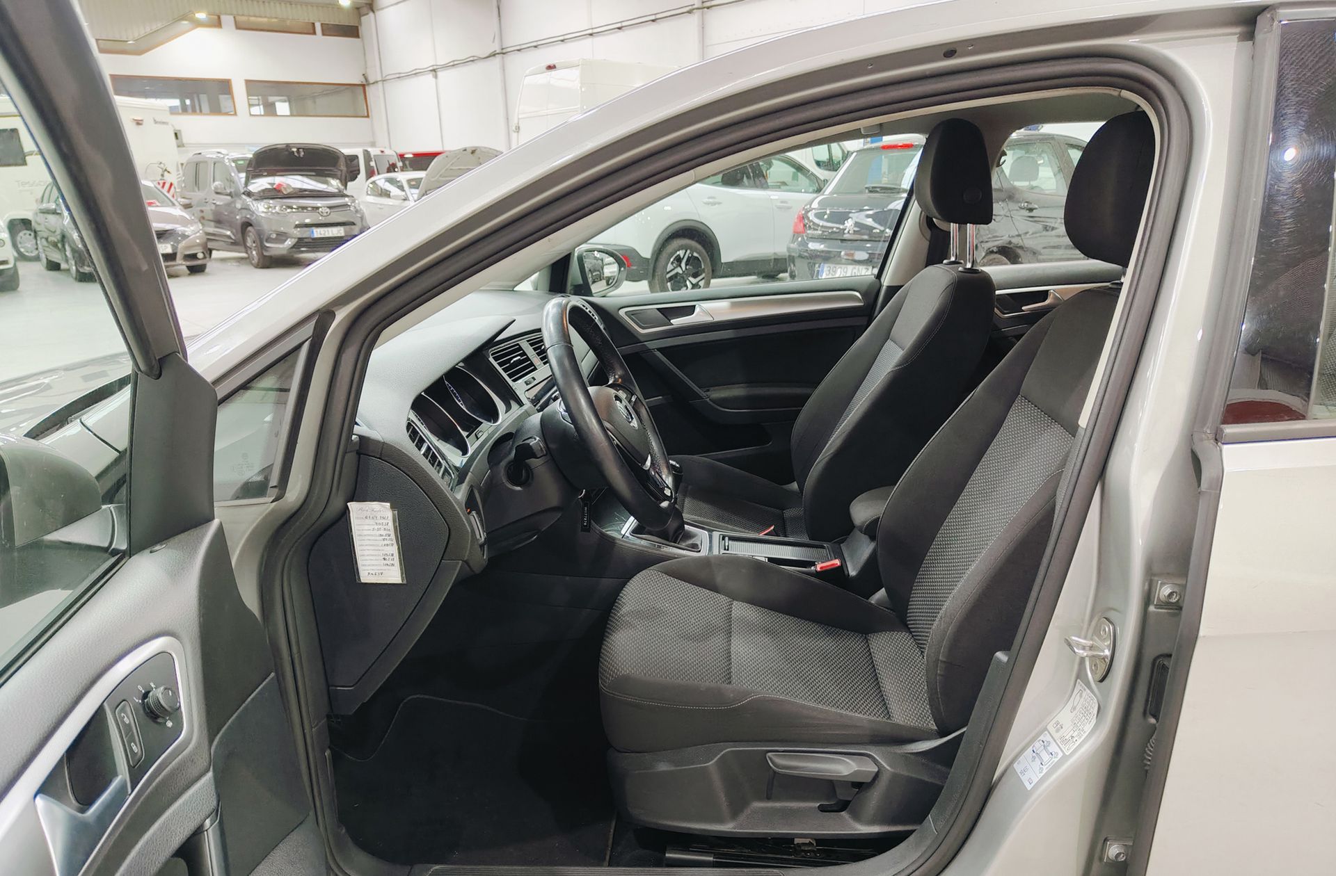 Volkswagen Golf Ready2Go 1.6 TDI - foto 9