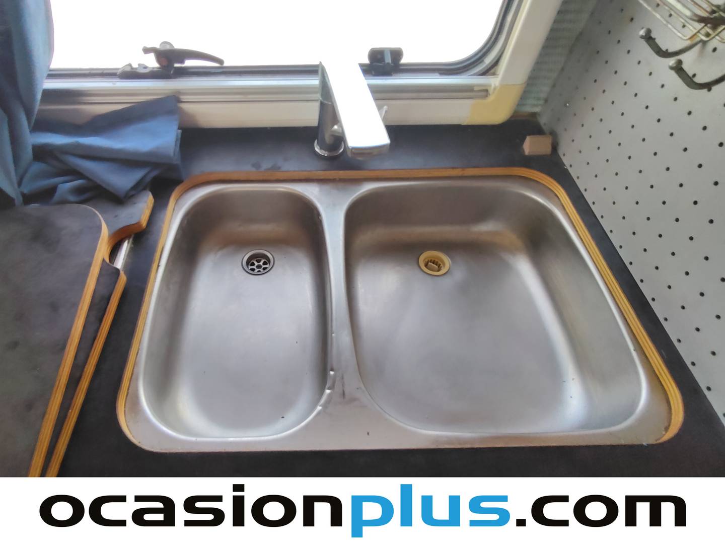HYMER B644 HYMER B644 B644 (124 CV) 3 Plazas km 0
