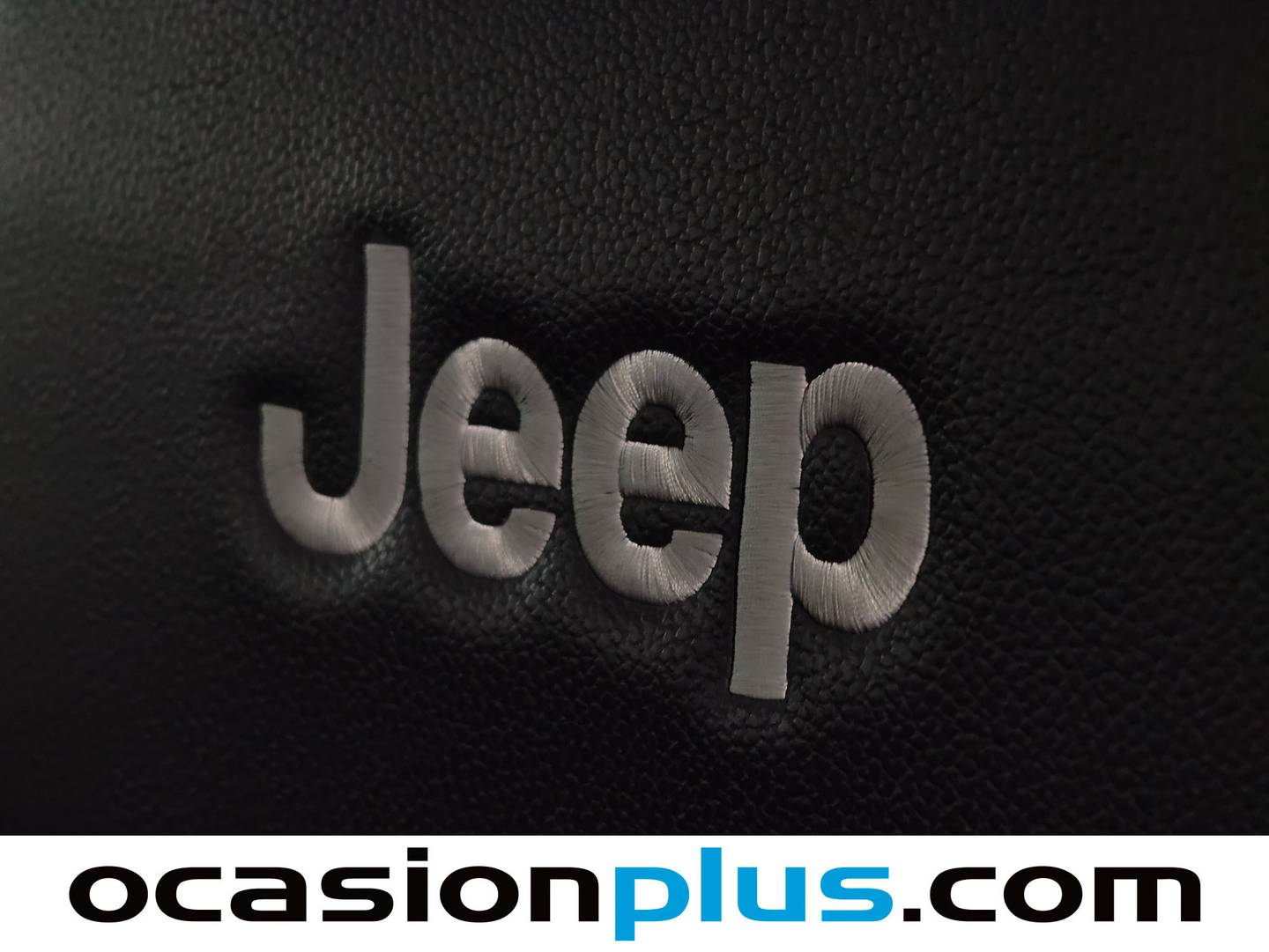 Foto Jeep Avenger Jeep Avenger 1.2 G Summit (100 CV)