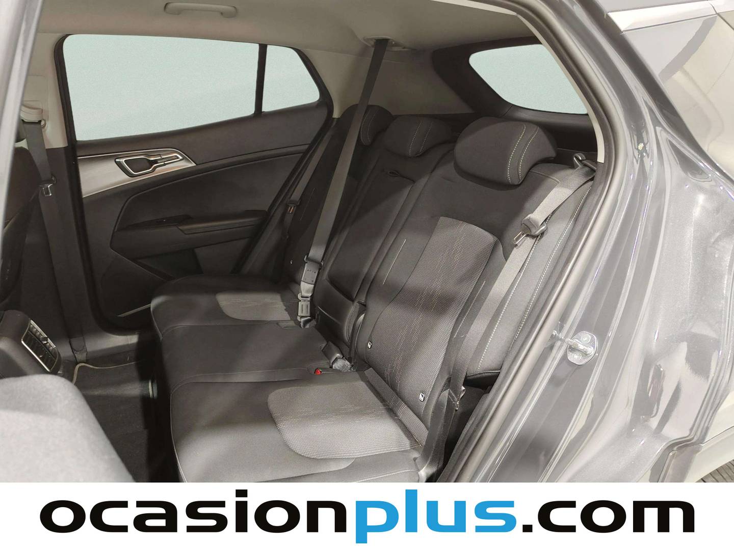 Foto asientos traseros KIA Sportage KIA Sportage 1.6 T-GDi MHEV Drive 4x2 (150 CV)